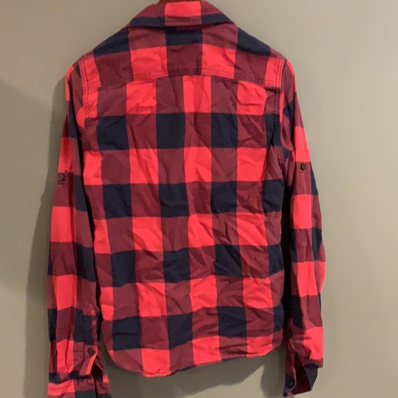 Hollister heavy longsleeve button down size small - Picture 2 of 3